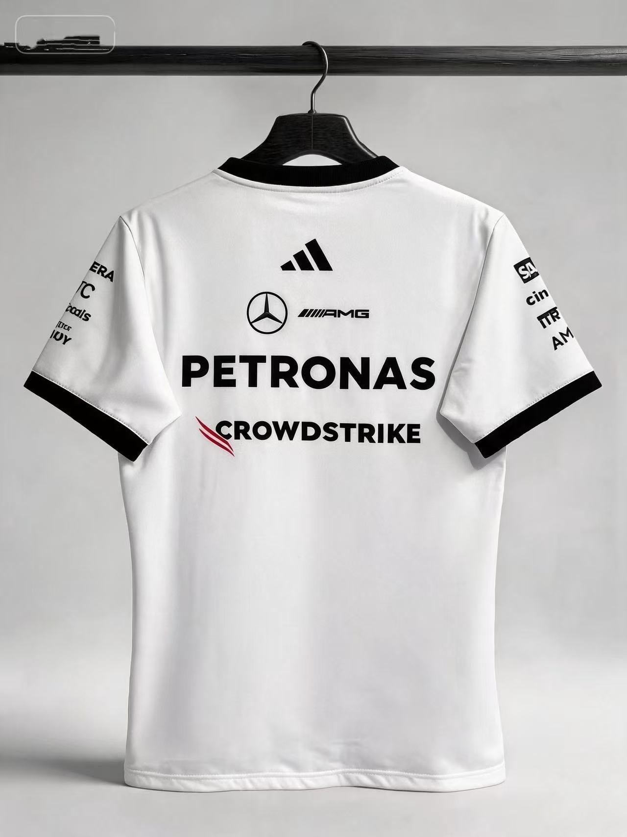 Team Driver T-Shirt Jersey 2026 Mercedes-AMG Petronas Formula 1 Team  3